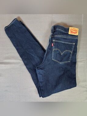 Levi’s 720 High Rise Super Skinny Jeans W30 L30 Dark Wash Stretch Denim Women’s